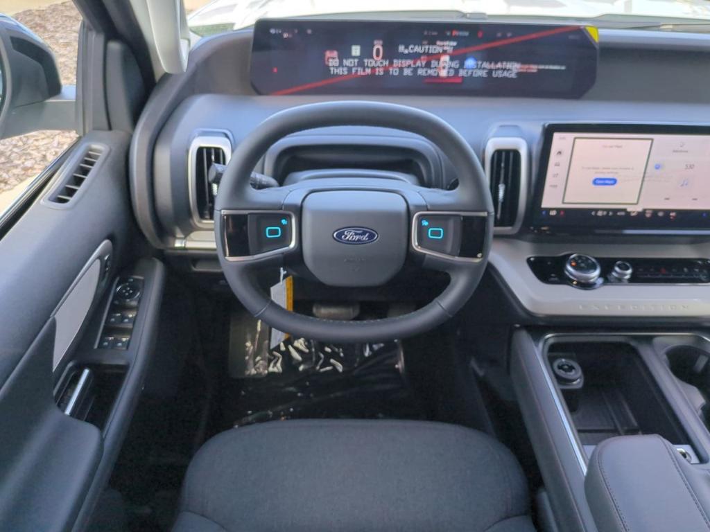 new 2025 Ford Expedition car, priced at $66,954