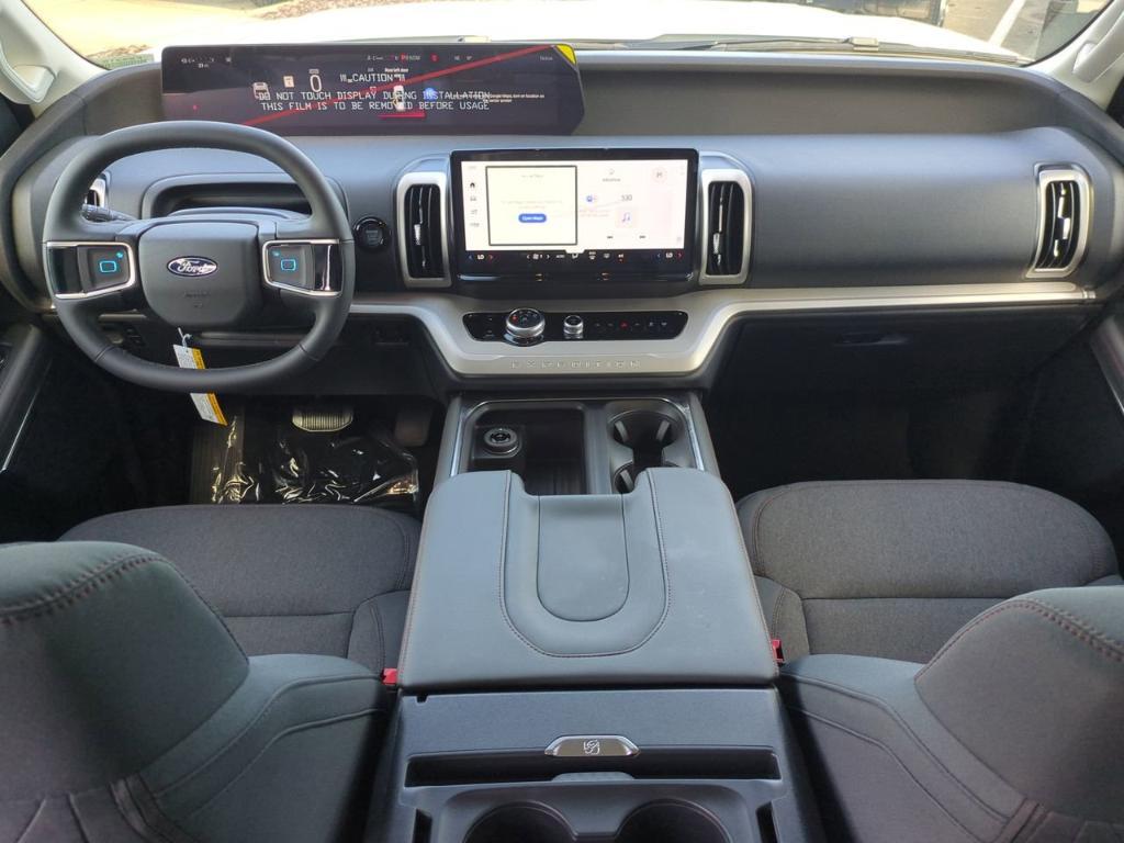 new 2025 Ford Expedition car, priced at $66,954