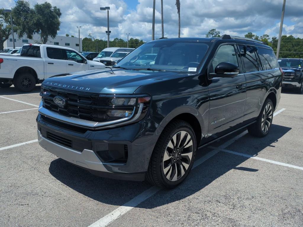 new 2025 Ford Expedition car, priced at $79,730