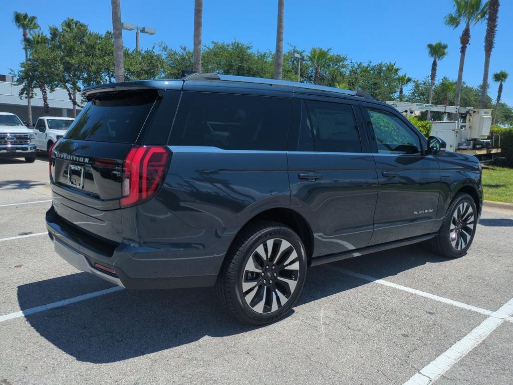 new 2025 Ford Expedition car, priced at $79,730