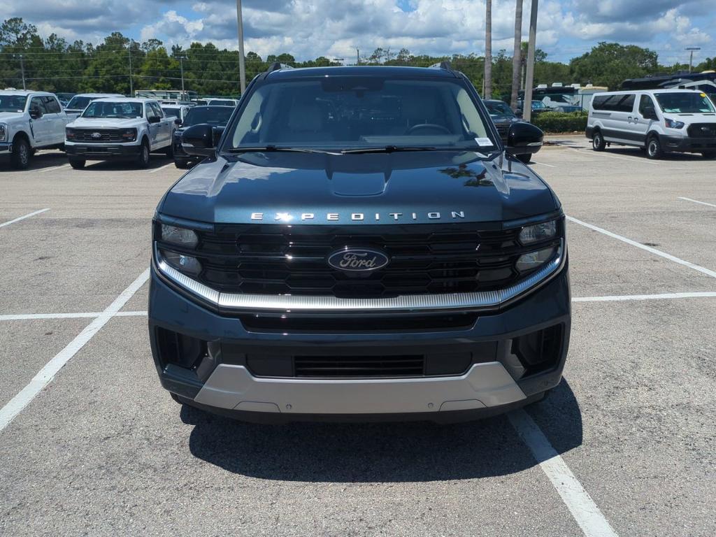 new 2025 Ford Expedition car, priced at $79,730