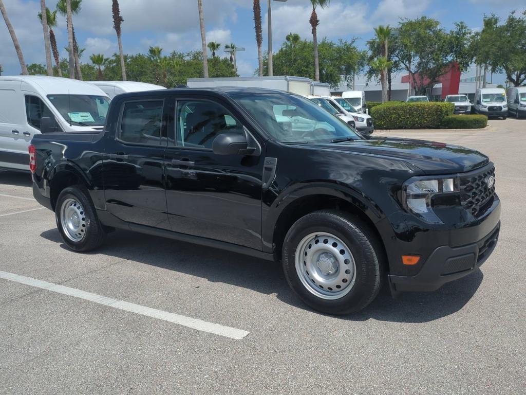 new 2025 Ford Maverick car, priced at $30,065