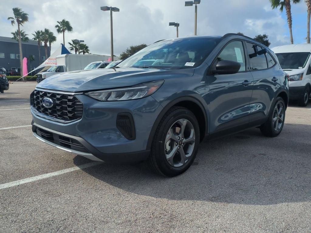 new 2026 Ford Escape car, priced at $31,195