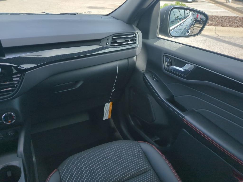 new 2026 Ford Escape car, priced at $31,195