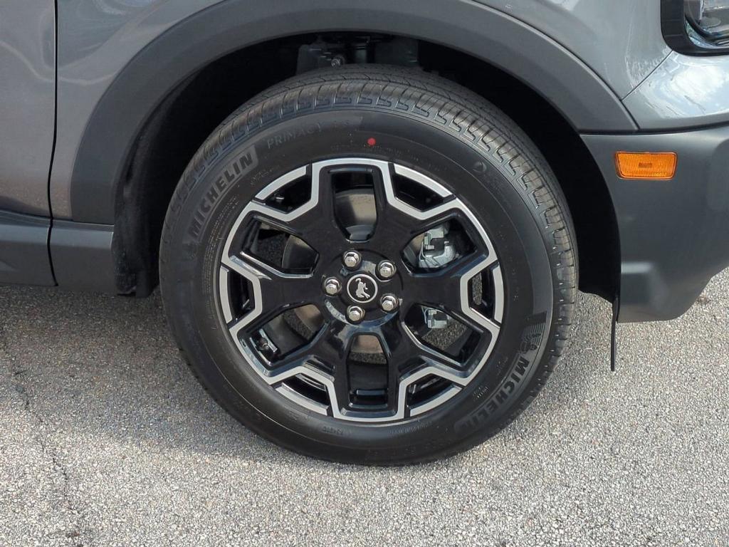new 2025 Ford Bronco Sport car, priced at $36,890