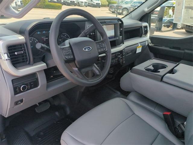 new 2025 Ford F-250 car, priced at $45,895