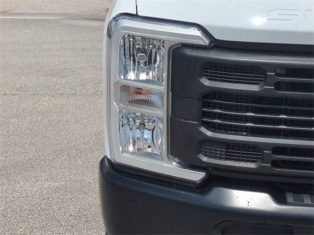 new 2025 Ford F-250 car, priced at $45,895