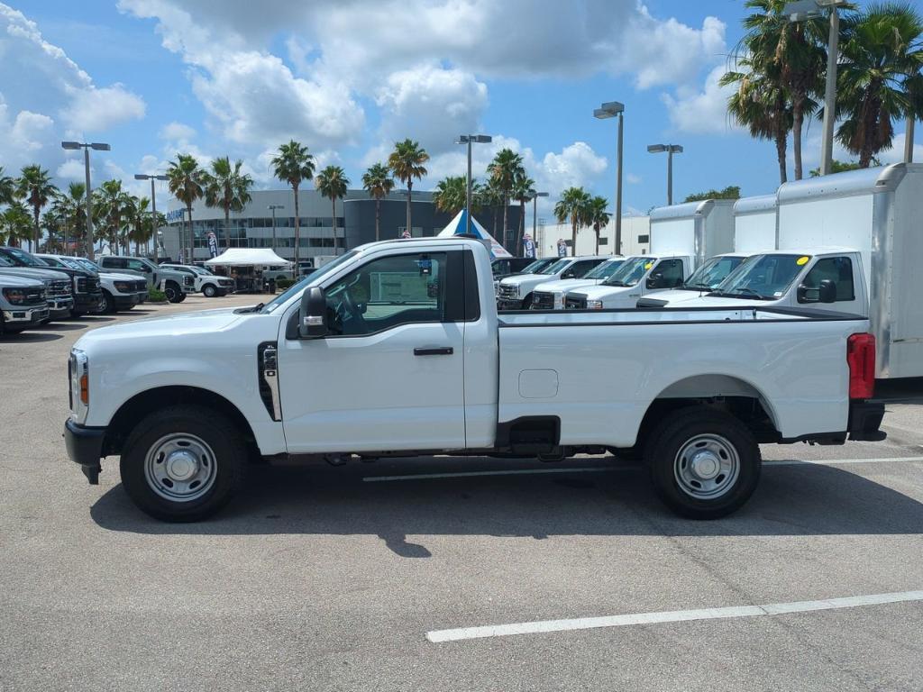 new 2025 Ford F-250 car, priced at $45,895