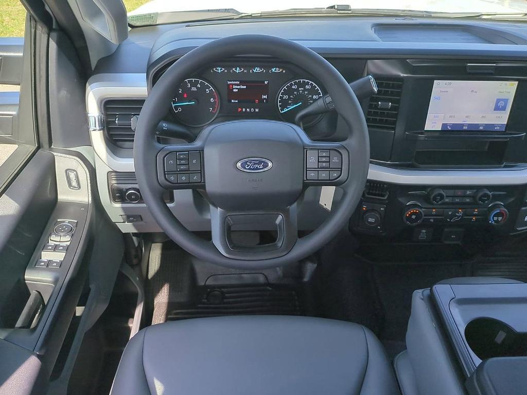 new 2025 Ford F-250 car, priced at $51,925