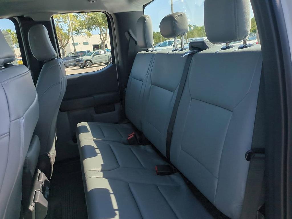 new 2025 Ford F-250 car, priced at $51,925
