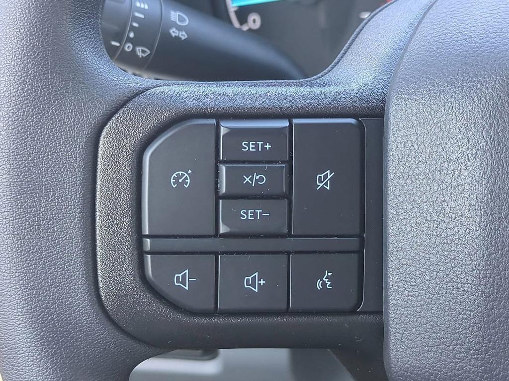 new 2025 Ford F-250 car, priced at $51,925
