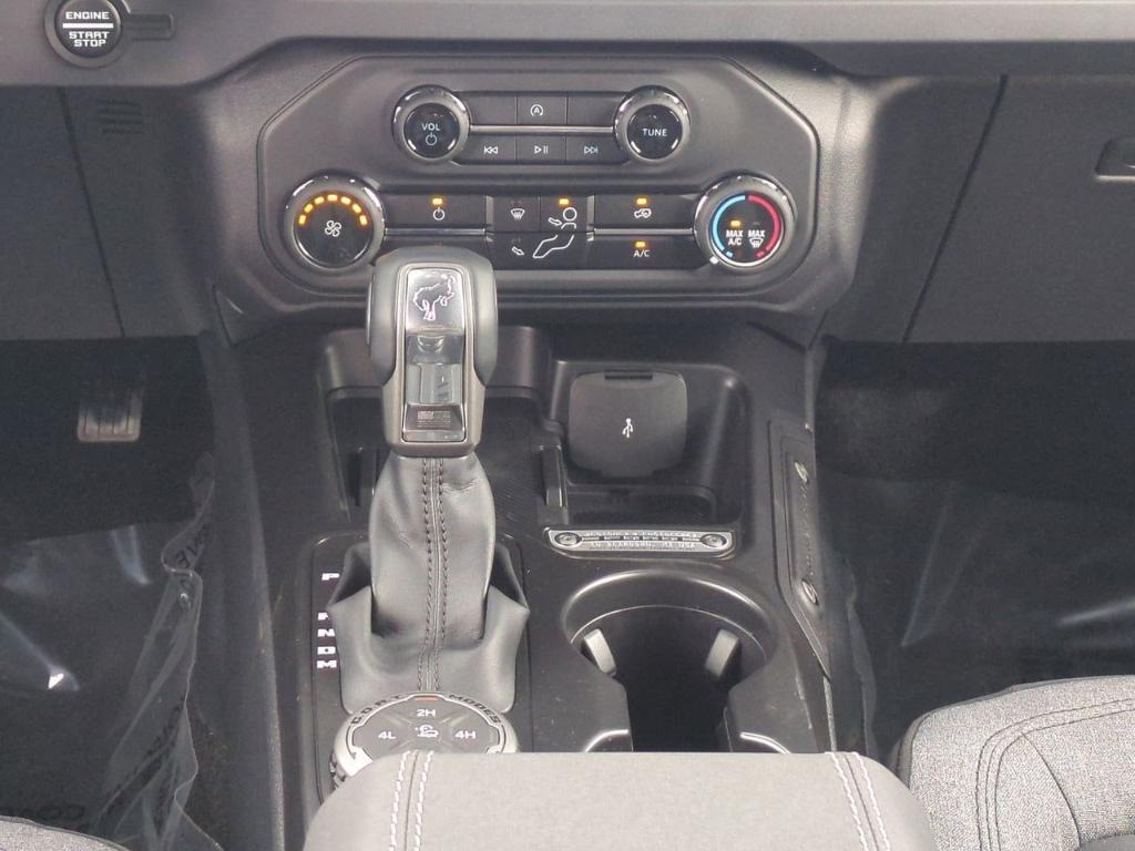 new 2025 Ford Bronco car, priced at $43,030