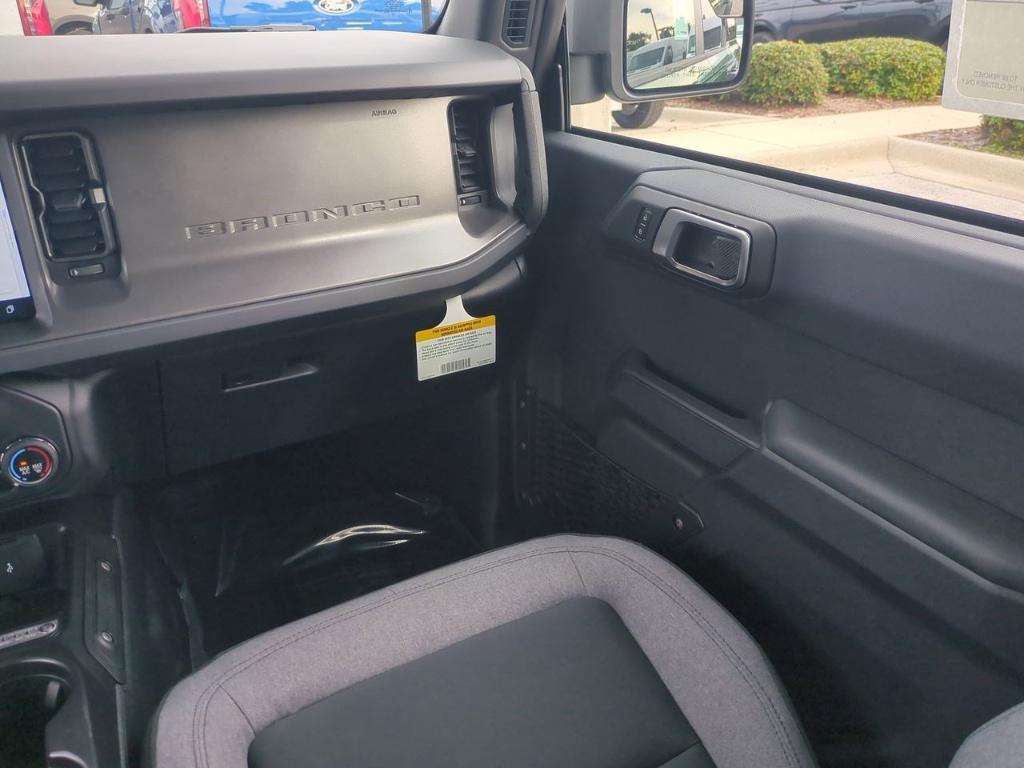 new 2025 Ford Bronco car, priced at $43,030