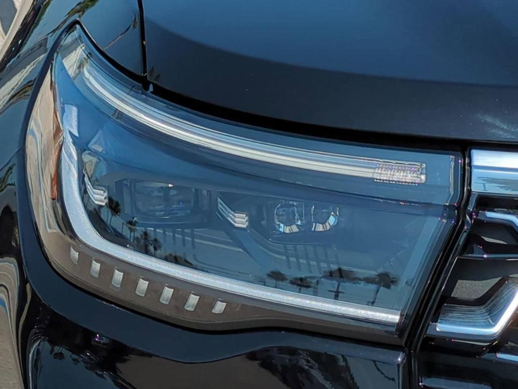 new 2025 Ford Explorer car, priced at $54,550
