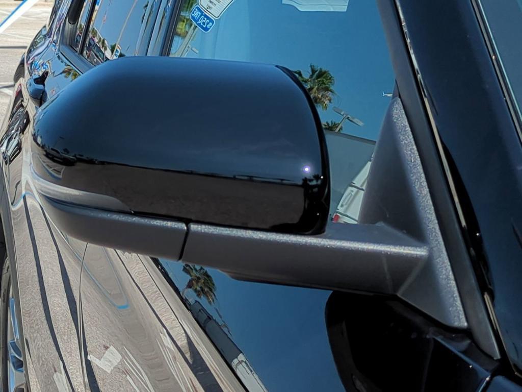 new 2025 Ford Explorer car, priced at $54,550