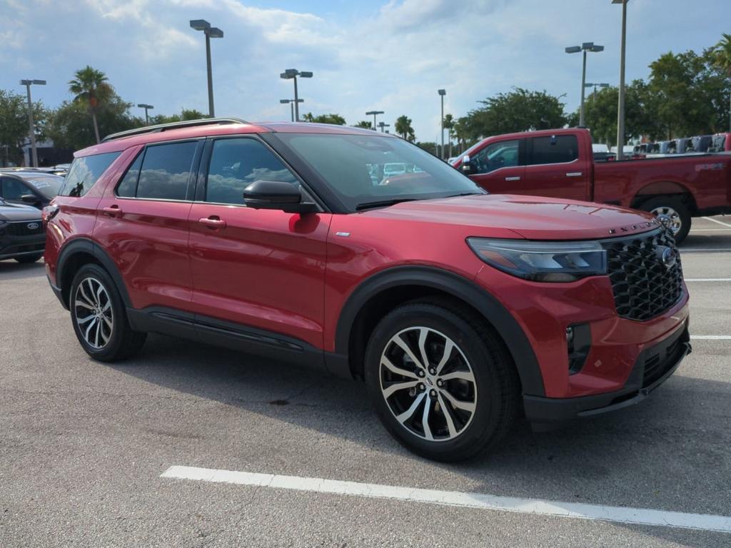 new 2025 Ford Explorer car, priced at $47,540