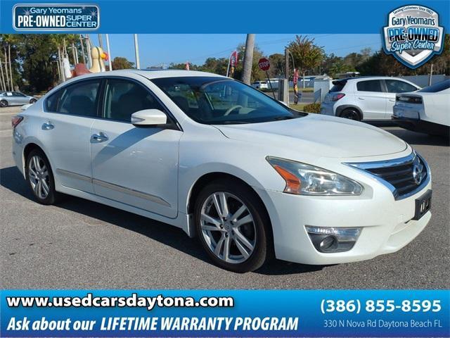 used 2014 Nissan Altima car, priced at $8,999