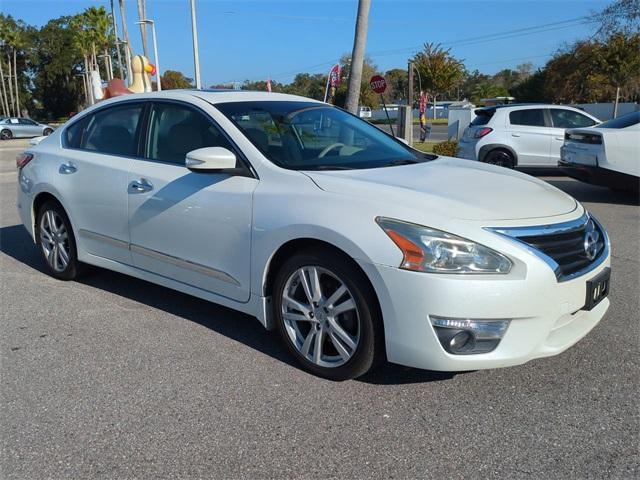 used 2014 Nissan Altima car, priced at $8,999