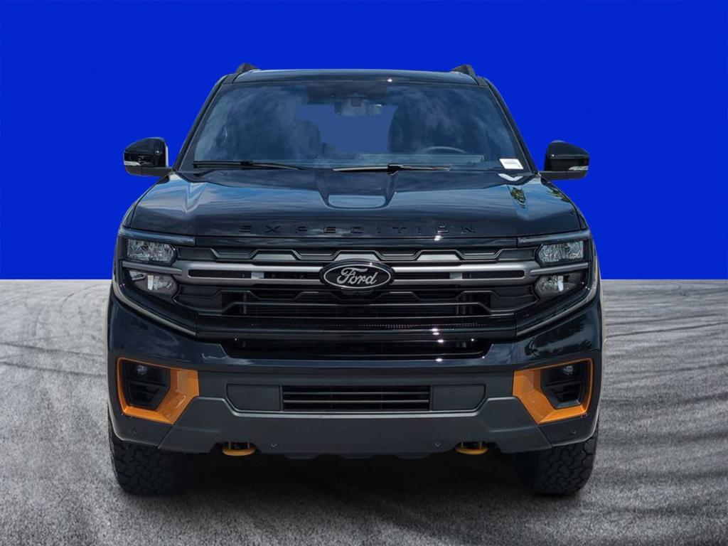 new 2025 Ford Expedition car, priced at $82,032