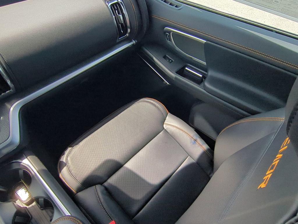 new 2025 Ford Expedition car, priced at $82,032