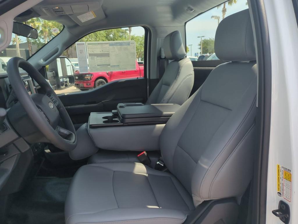 new 2025 Ford F-250 car, priced at $60,390