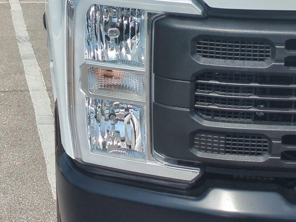 new 2025 Ford F-250 car, priced at $60,390