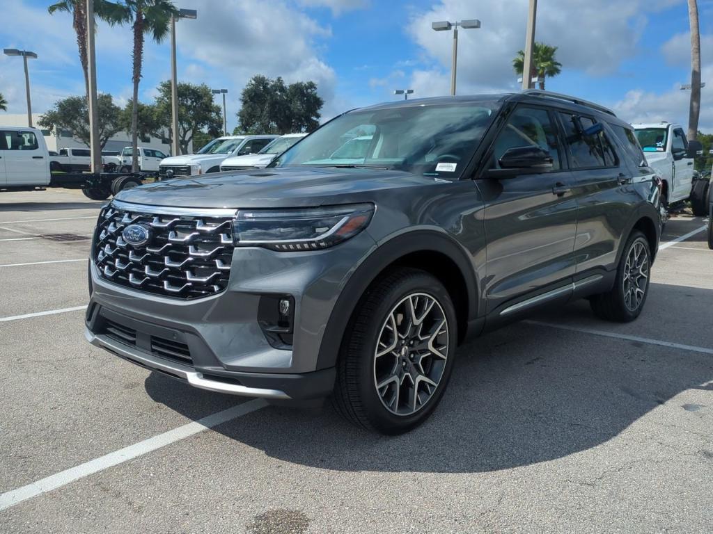 new 2025 Ford Explorer car, priced at $57,364