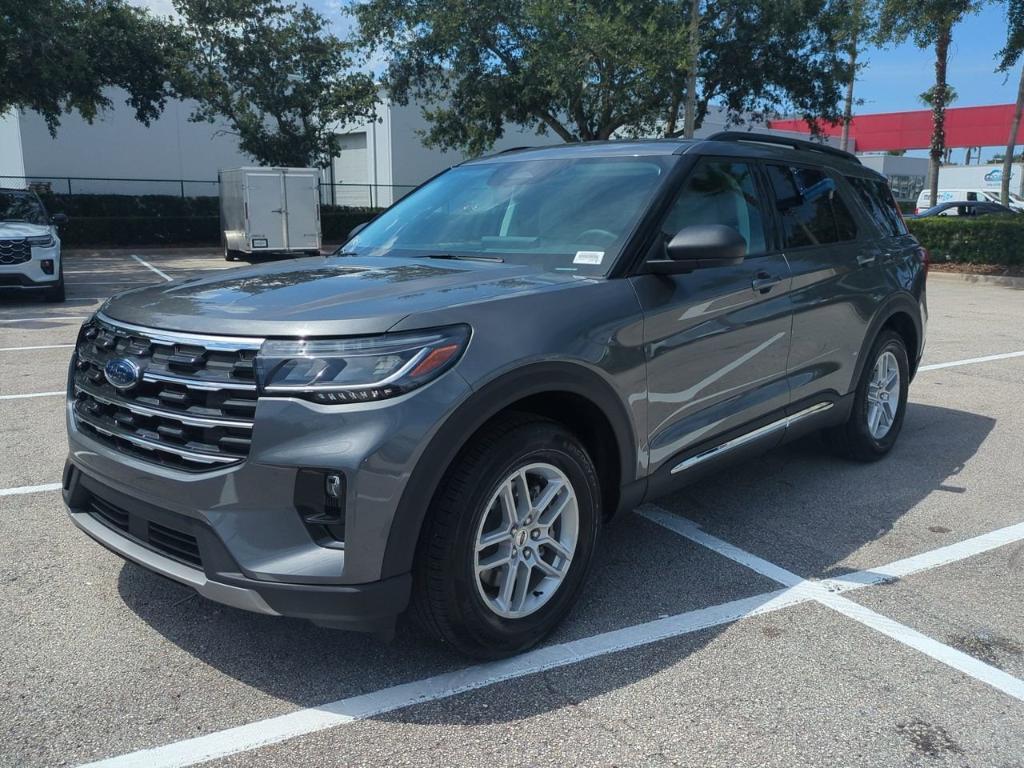 new 2025 Ford Explorer car, priced at $46,579