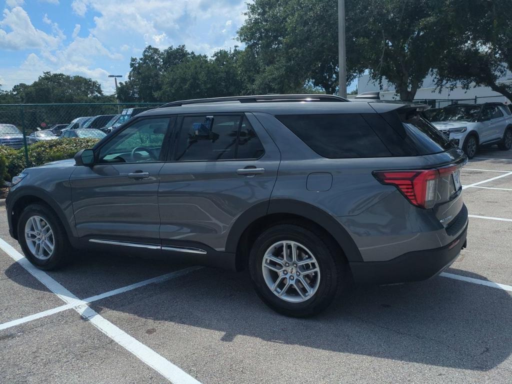new 2025 Ford Explorer car, priced at $46,579