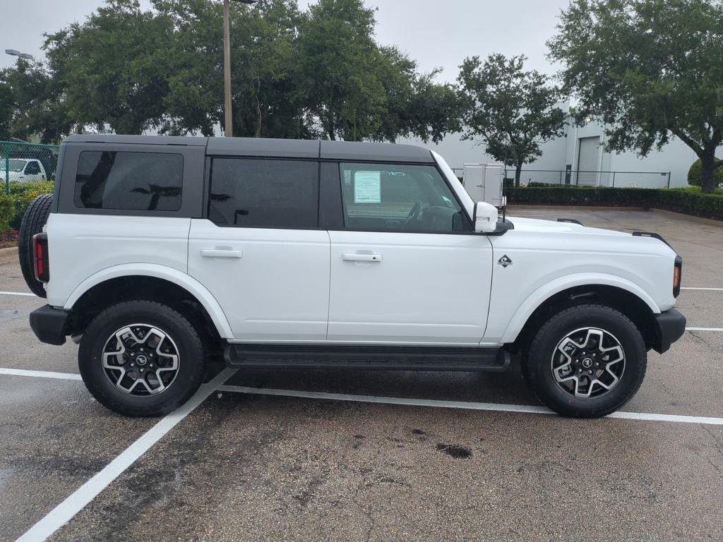 new 2025 Ford Bronco car, priced at $58,554