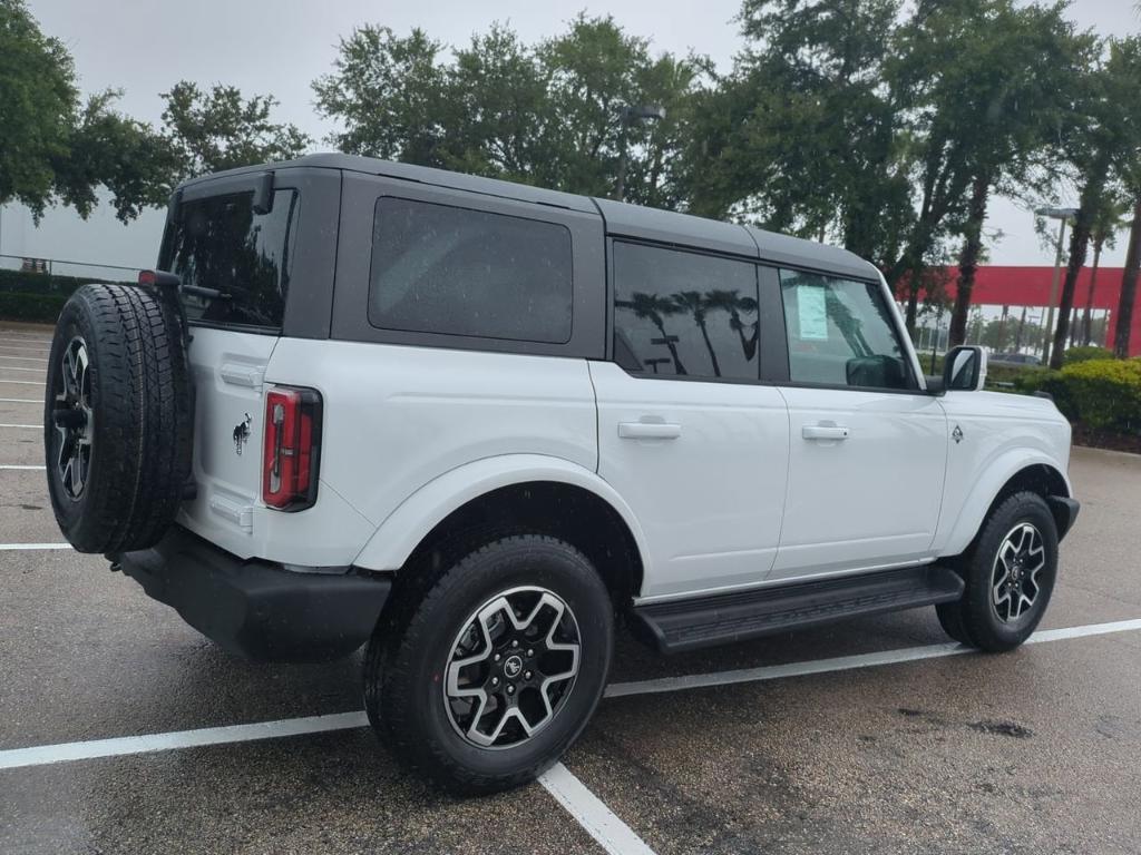 new 2025 Ford Bronco car, priced at $58,554