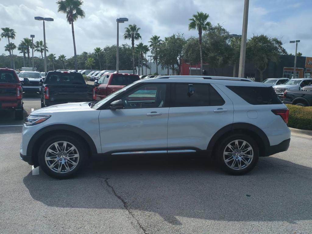 new 2025 Ford Explorer car, priced at $55,534