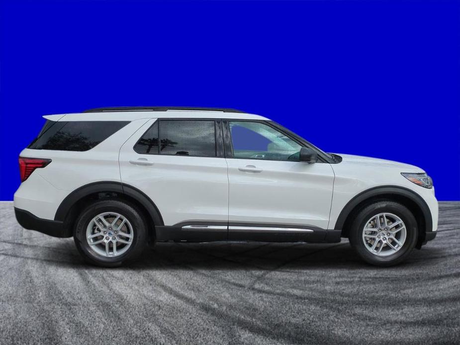 new 2025 Ford Explorer car, priced at $42,604