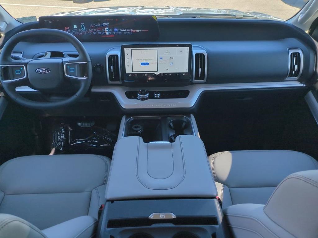 new 2025 Ford Expedition car, priced at $70,340