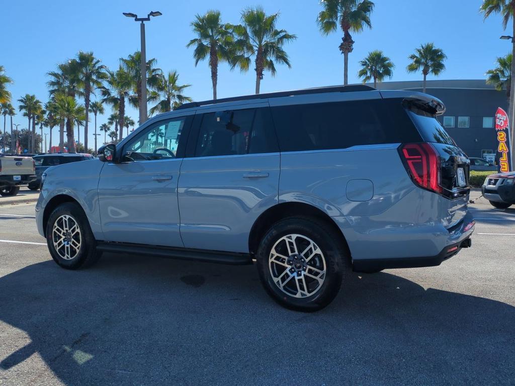 new 2025 Ford Expedition car, priced at $70,340