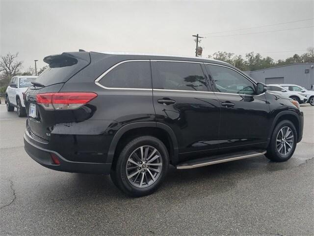 used 2018 Toyota Highlander car, priced at $27,492