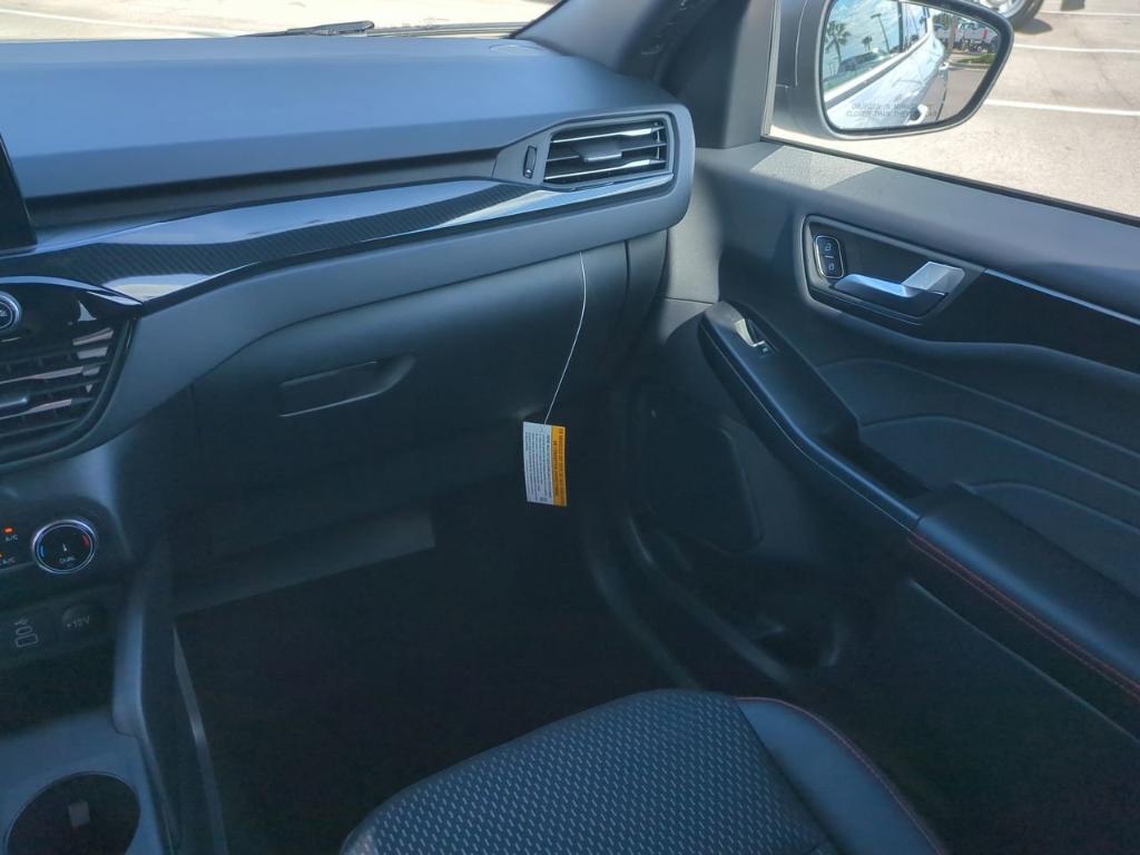 new 2025 Ford Escape car, priced at $32,444