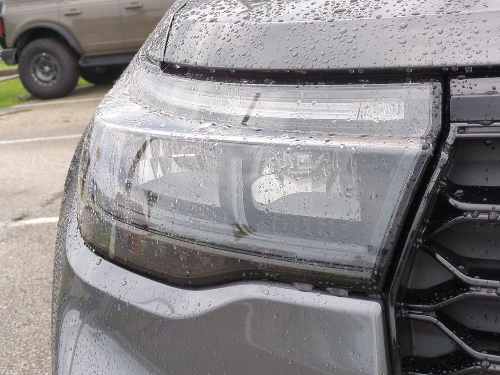 new 2025 Ford Explorer car, priced at $62,774