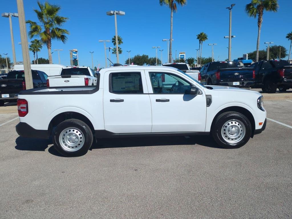 new 2025 Ford Maverick car, priced at $29,940