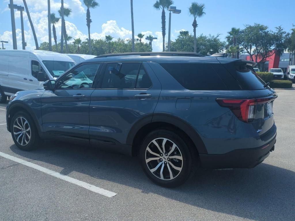 new 2025 Ford Explorer car, priced at $47,540