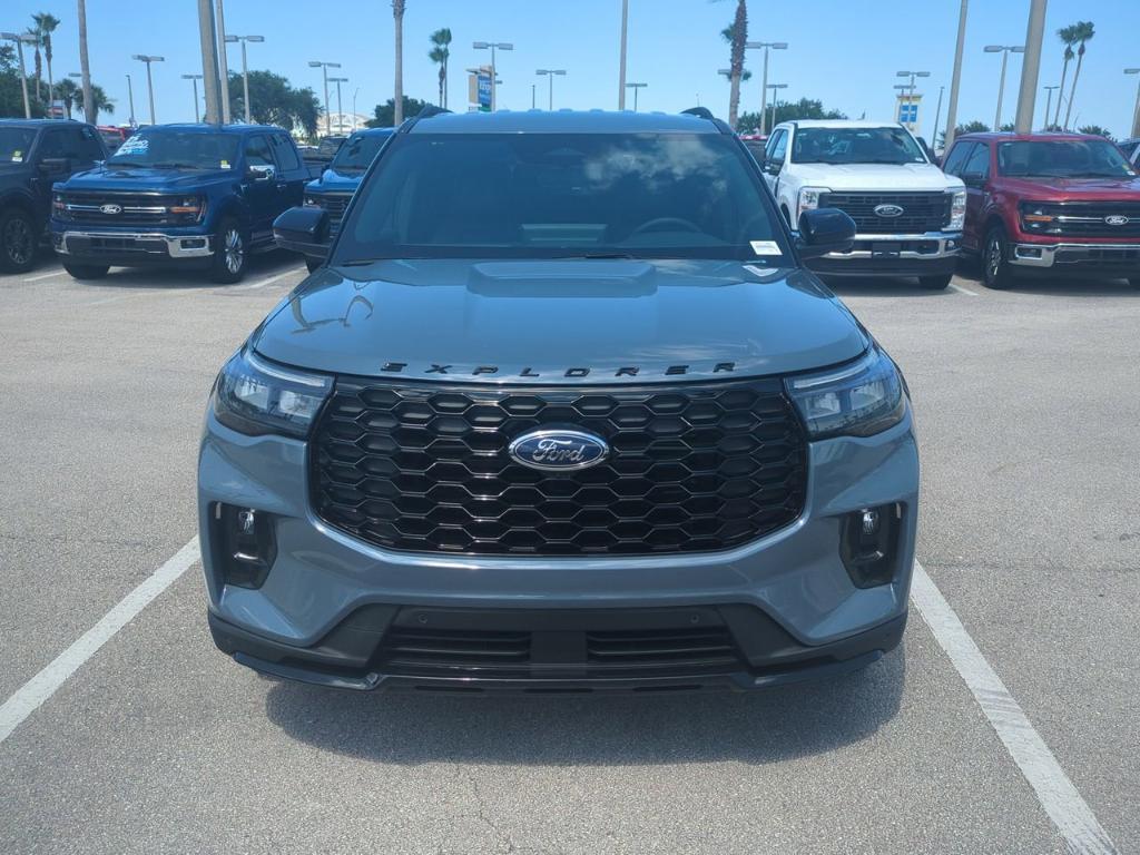 new 2025 Ford Explorer car, priced at $47,540