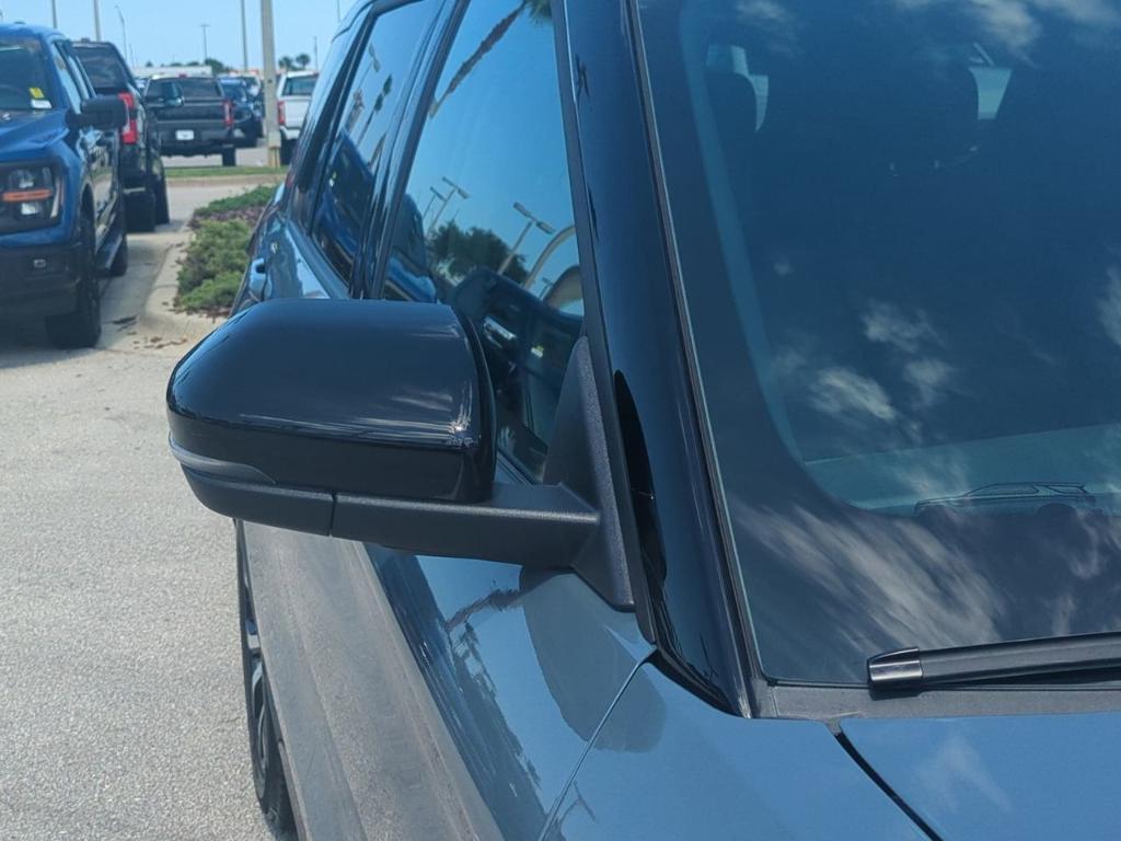 new 2025 Ford Explorer car, priced at $47,540