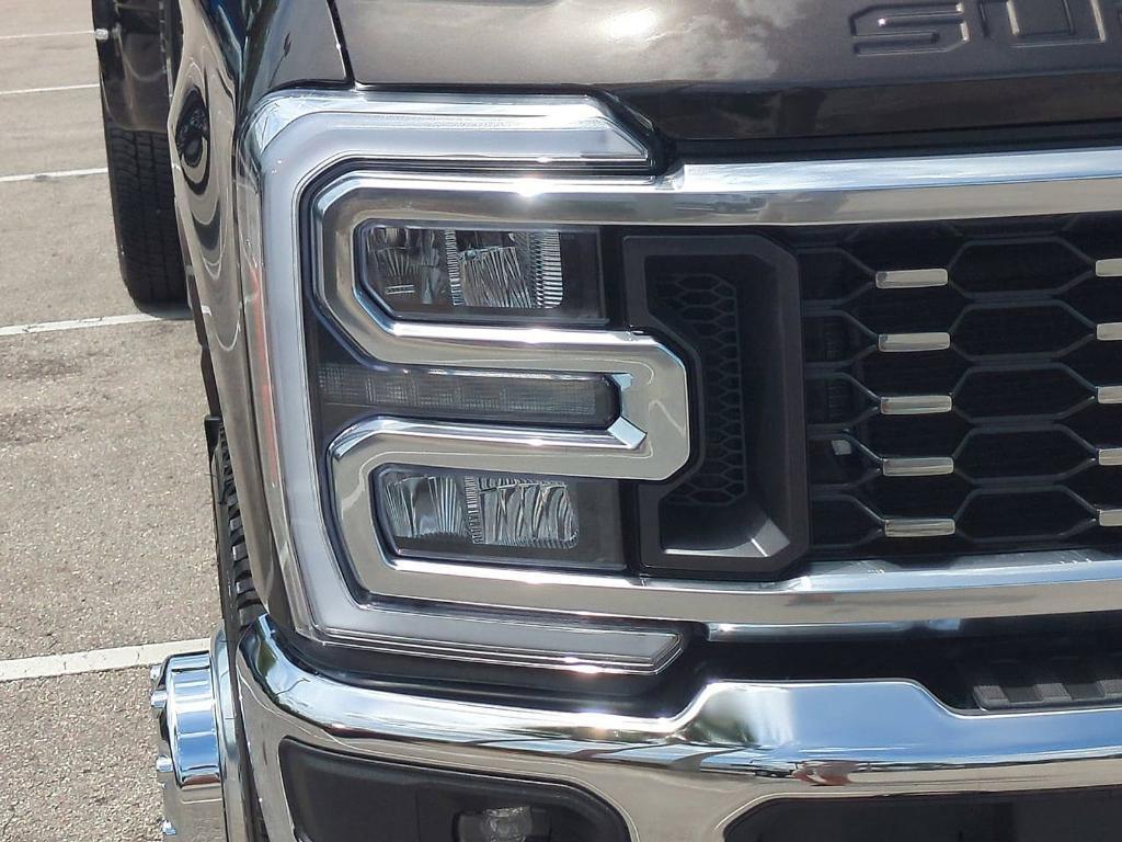 new 2025 Ford F-350 car, priced at $98,100
