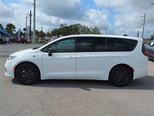 used 2024 Chrysler Pacifica Hybrid car, priced at $42,898