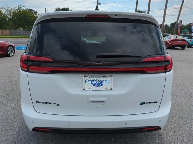 used 2024 Chrysler Pacifica Hybrid car, priced at $42,898