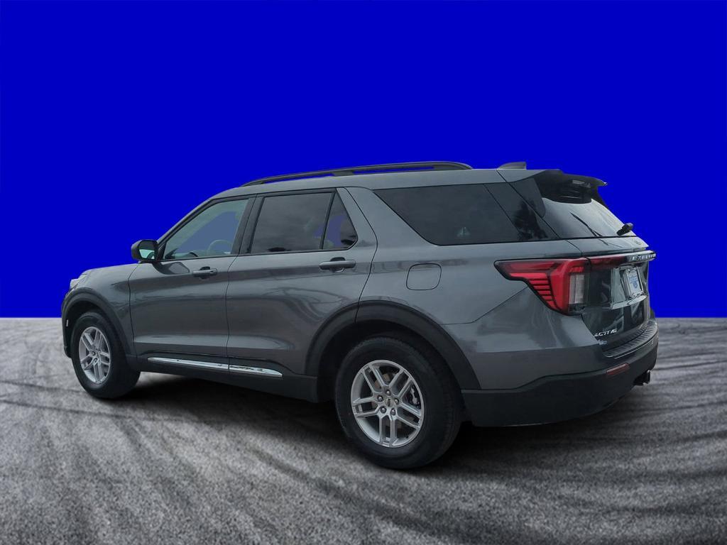 new 2025 Ford Explorer car, priced at $39,072