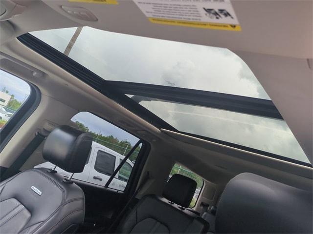 used 2021 Ford Expedition car, priced at $46,904