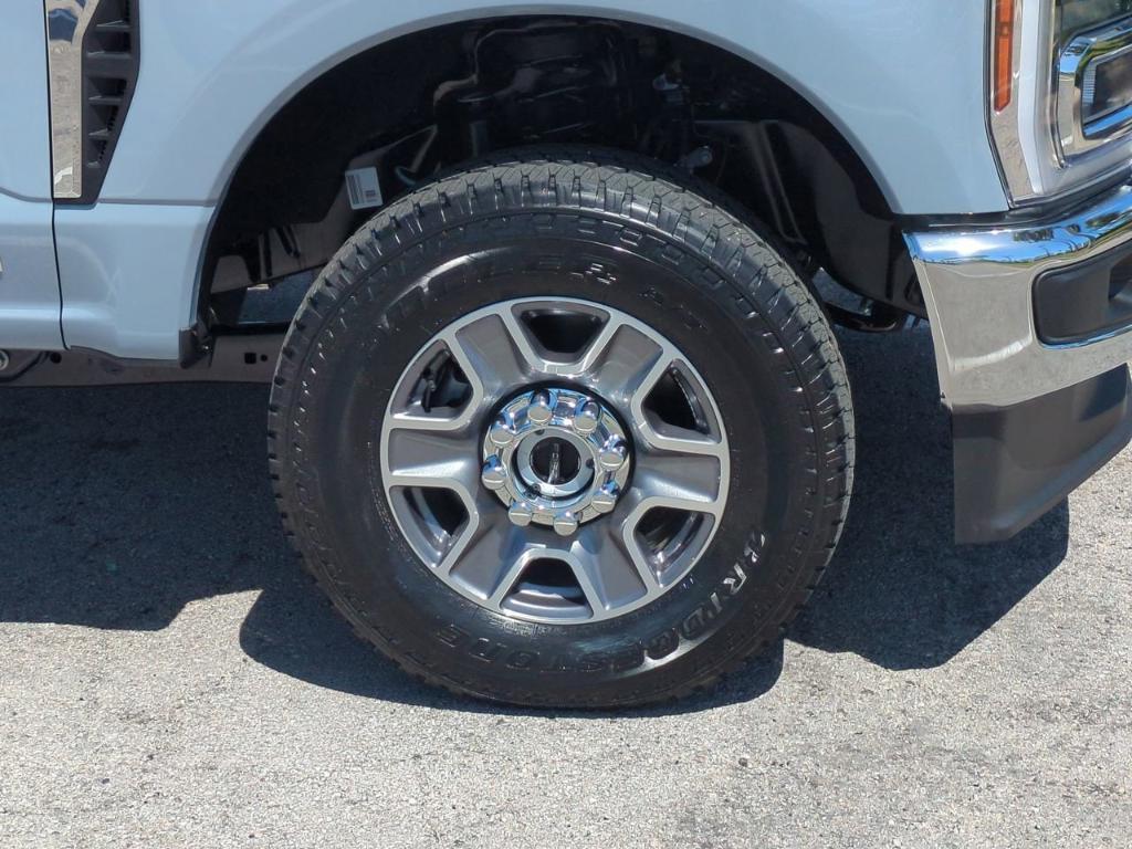 new 2025 Ford F-350 car, priced at $80,605