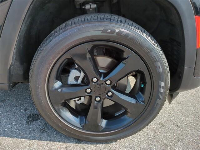 used 2023 Jeep Grand Cherokee car, priced at $36,999