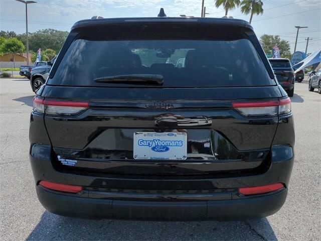 used 2023 Jeep Grand Cherokee car, priced at $36,999